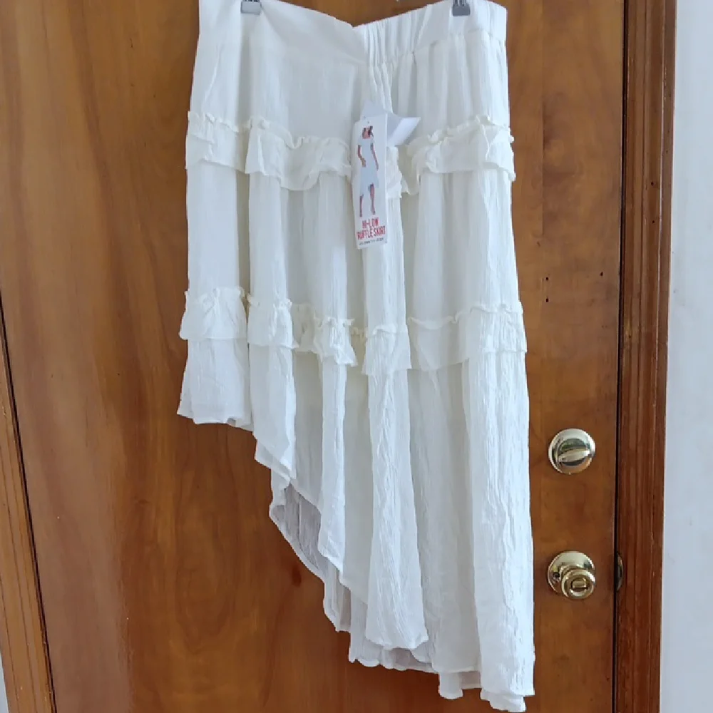 Celebrity Pink White Ruffled Asymmetrical Maxi Skirt XL NWT - Picture 1 of 4